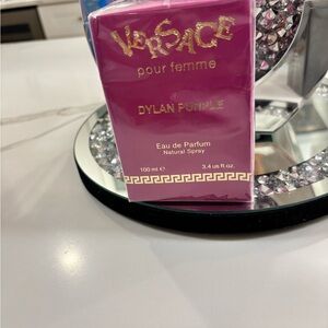 Versace Dylan Purple Eau de Parfum - Pink and Gold Packaging